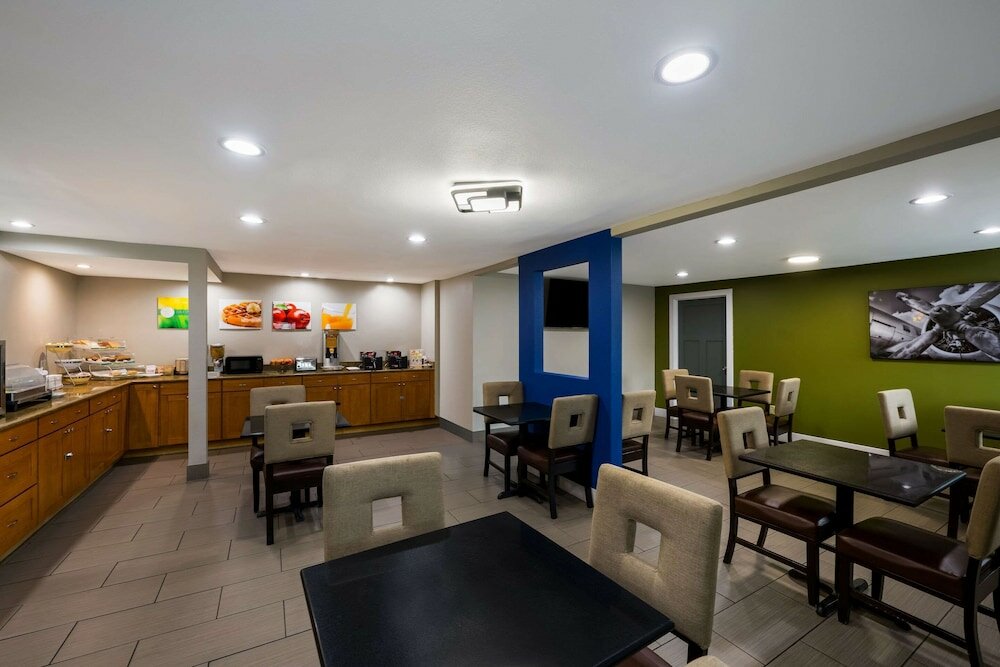 Фото Quality Inn SeaTac Airport-Seattle