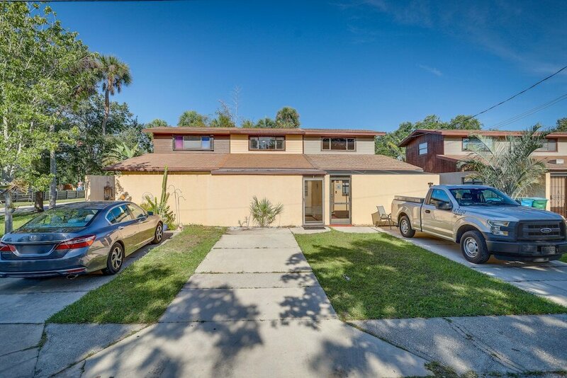 Гостиница Breezy Florida Retreat Near Beach & Port Canaveral