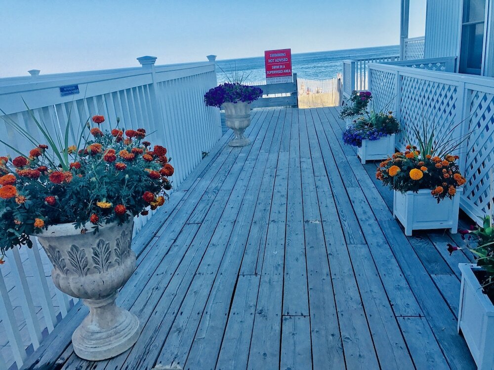 Фото Ocean Surf Resort