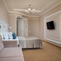 Фото Династия