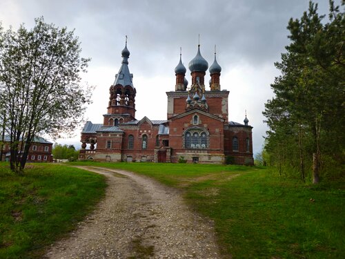 Orthodox church Tserkov Ikony Bozhiyey Materi Kazanskaya V Malinovskom skitu, Nizhny Novgorod Oblast', photo
