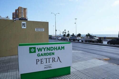Гостиница Wyndham Garden Antofagasta Pettra в Антофагасте