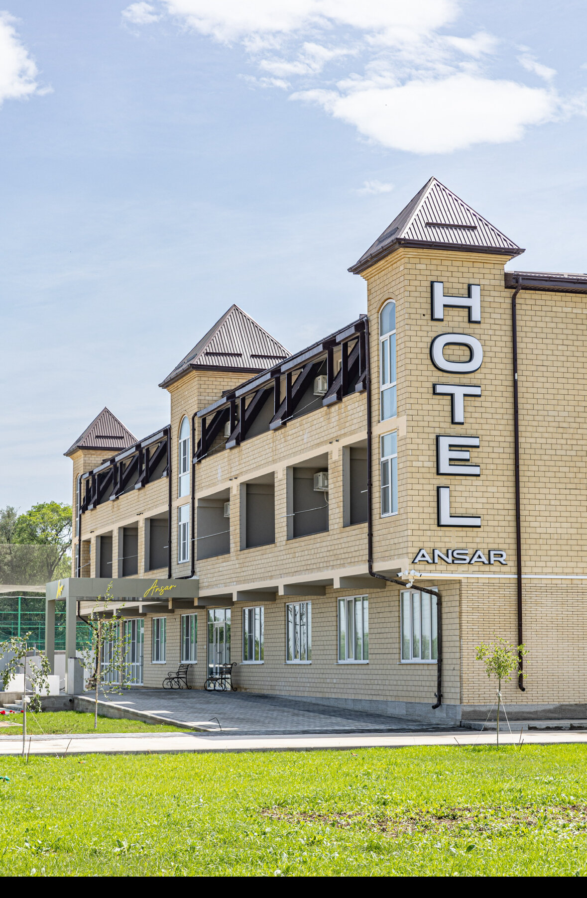 Фото отеля 1