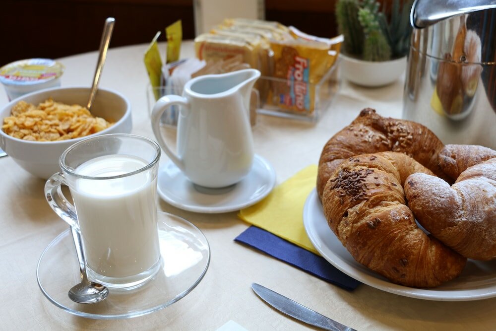 Фото Hotel Piacenza