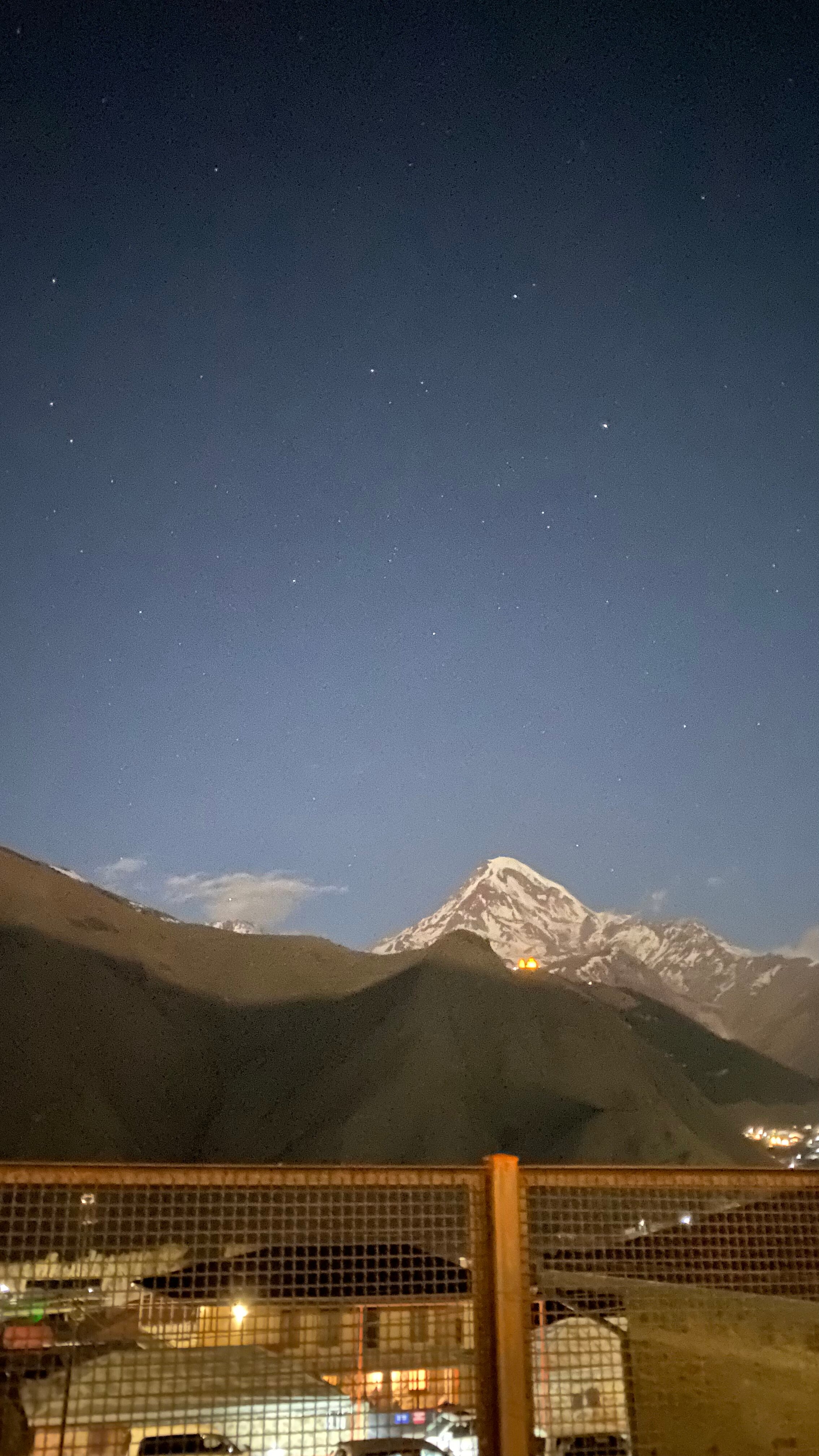 Фото Hotel Misty Mountain