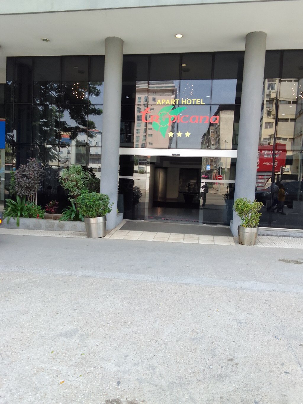 Фото Aparthotel Tropicana