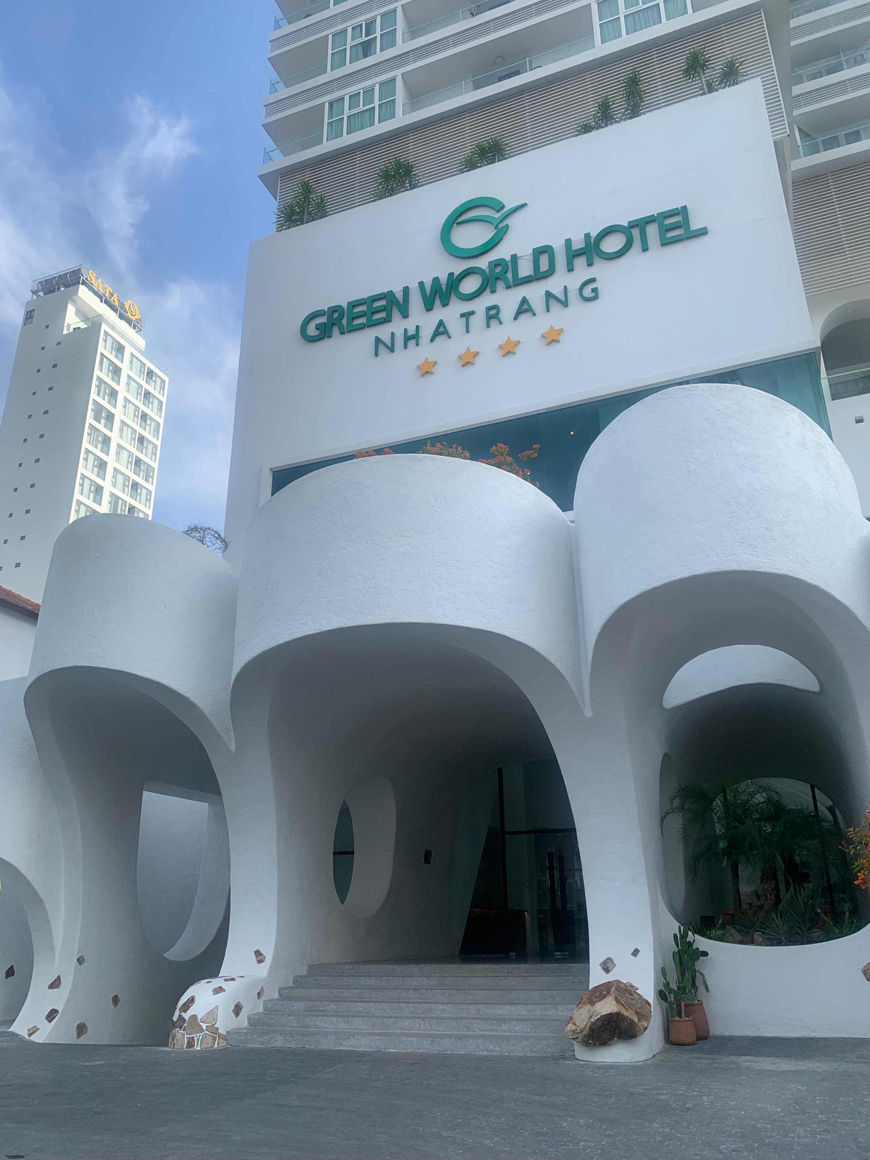 Фото отеля 1