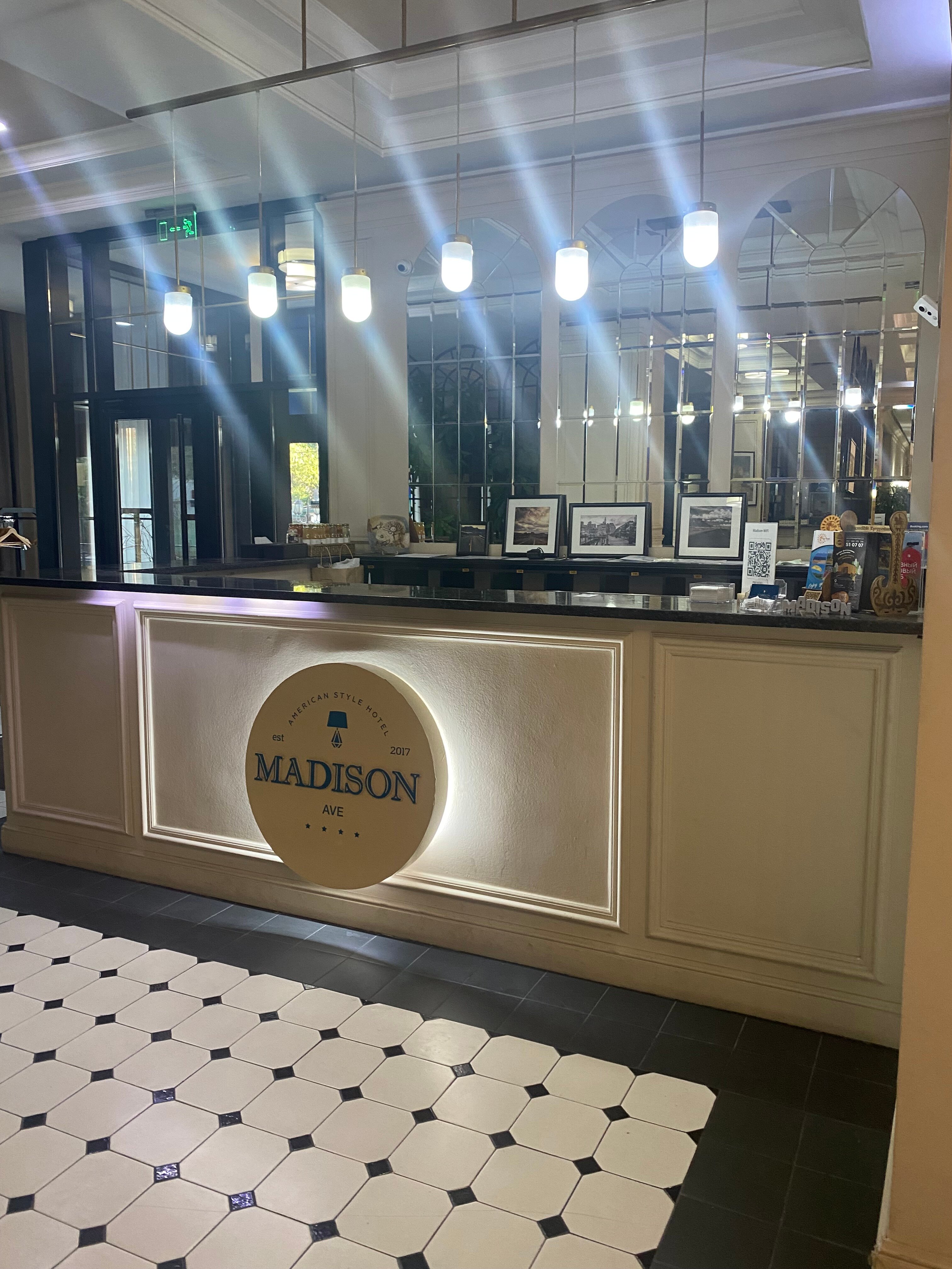 Фото Madison Ave Hotel Bishkek