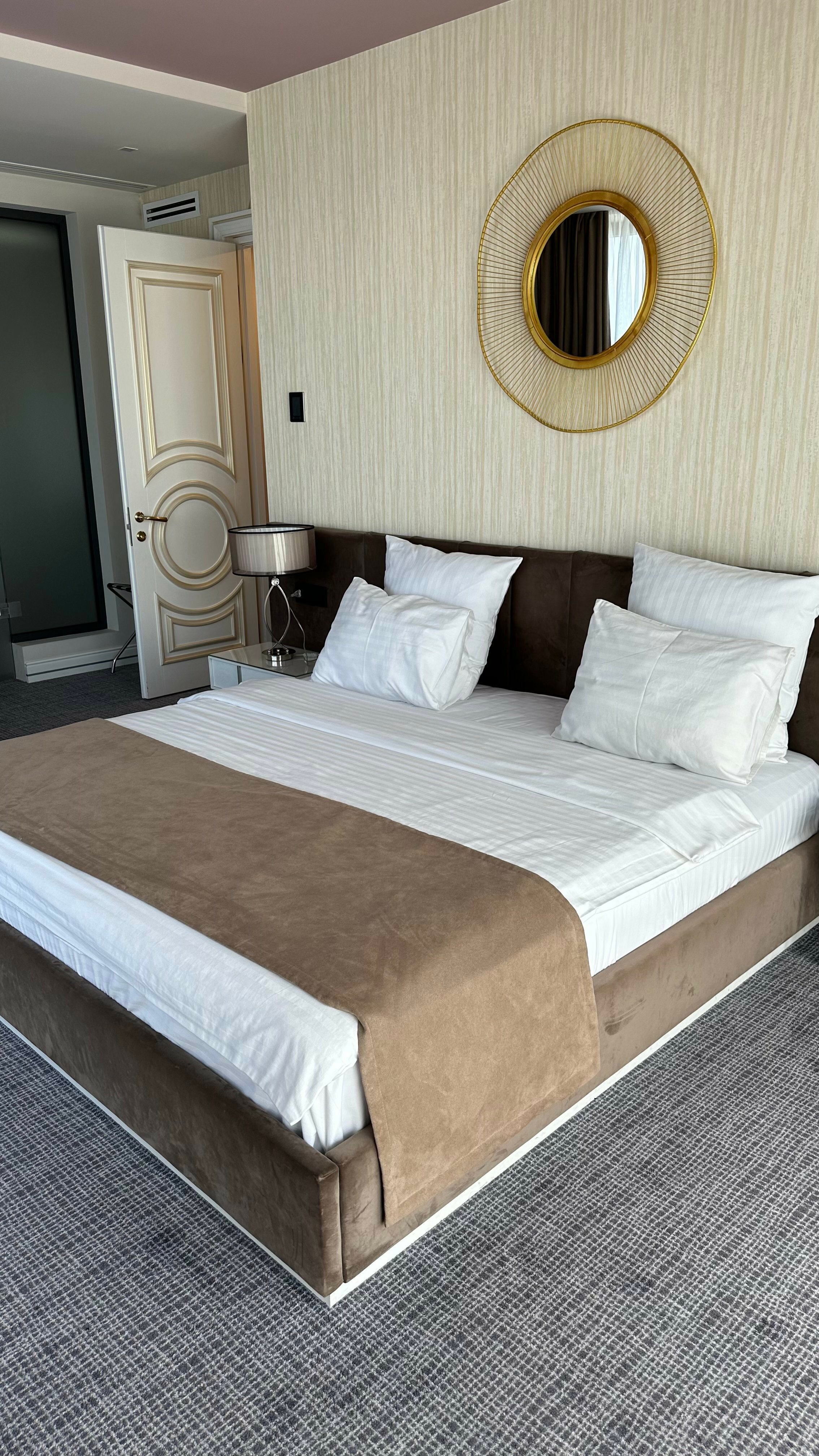 Фото Aghababyan's Hotel