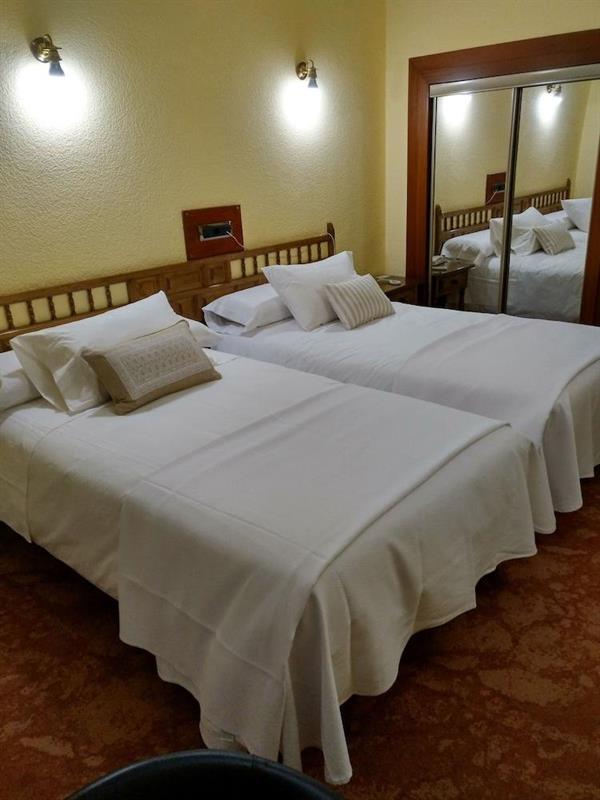 Фото Hotel Marqués de Santillana