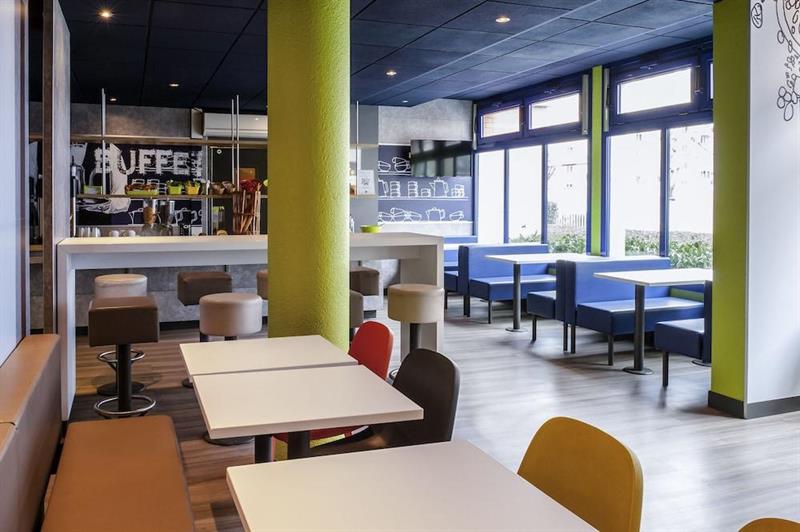 Фото Ibis budget Courbevoie Paris la Defense 1