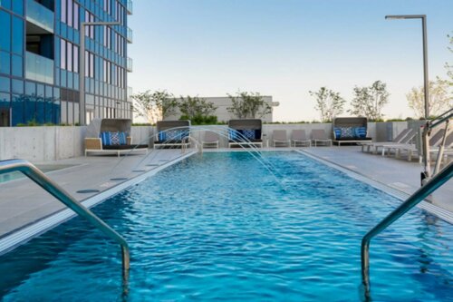 Гостиница Level Chicago – Old Town в Чикаго