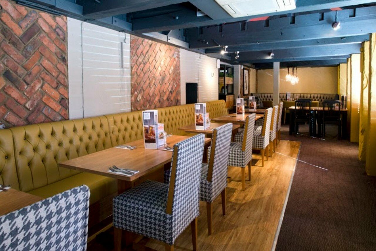 Фото Premier Inn Cambridge North - Girton