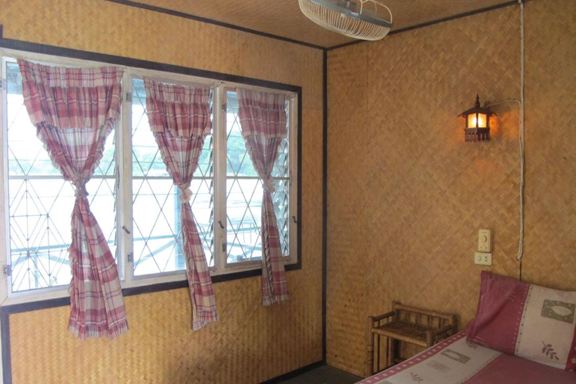 Фото Sugar Cane Guest House 1