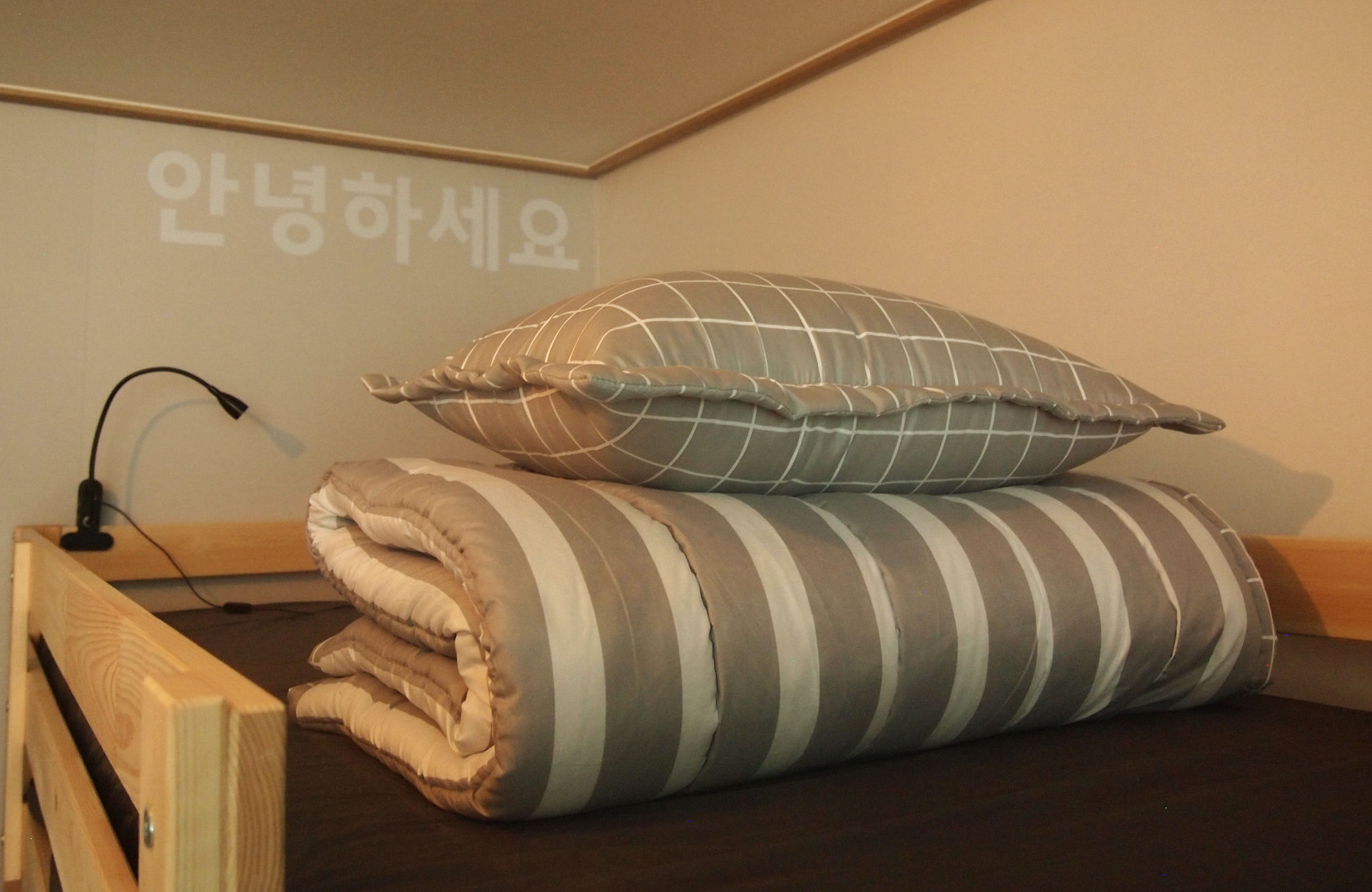 Фото K-Grand Hostel Gangnam 1