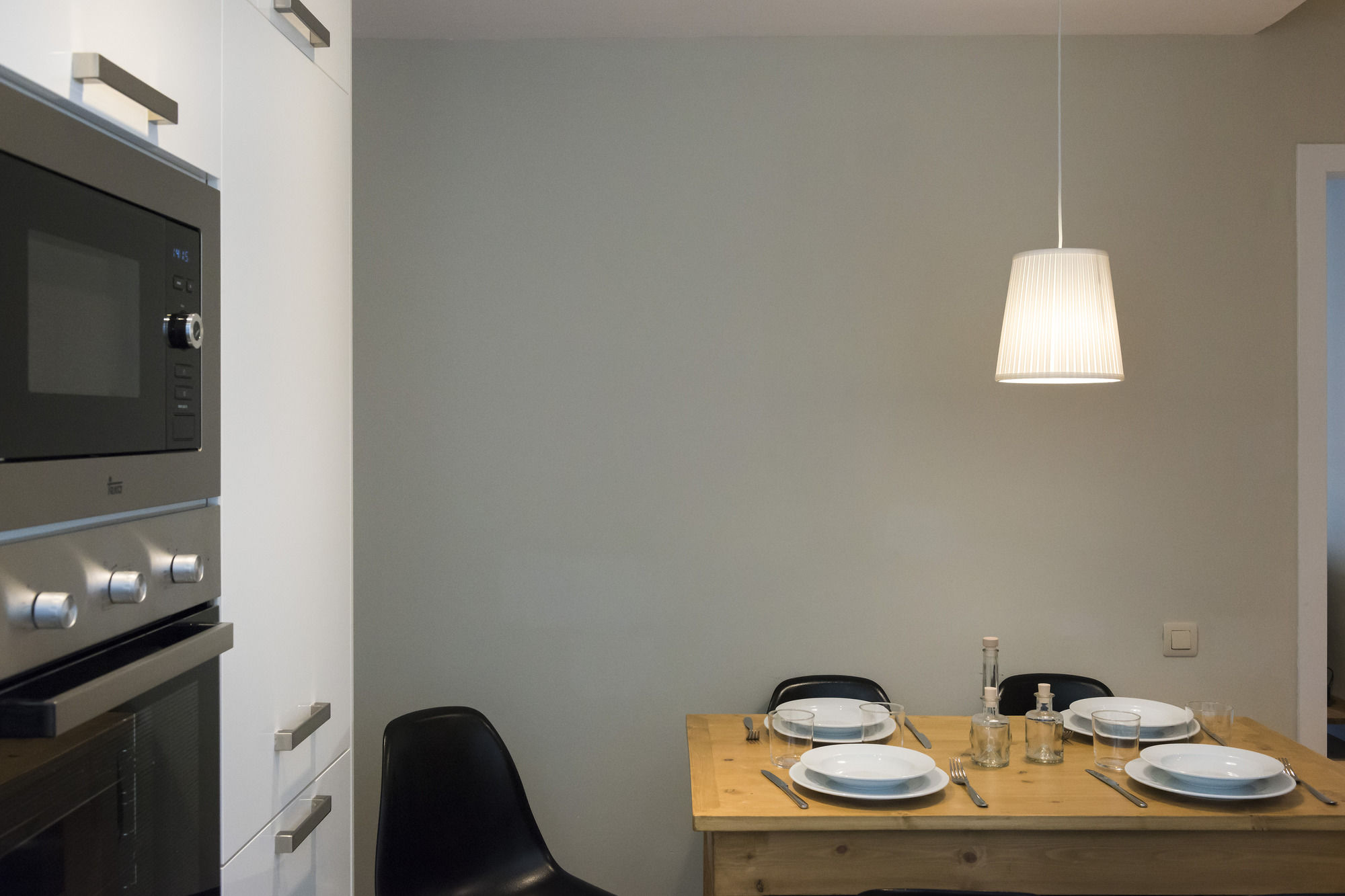 Фото Four Petals Boutique Apartments