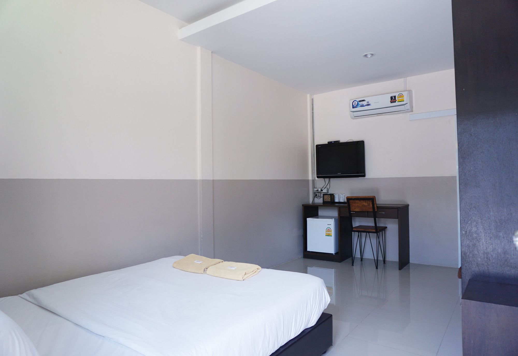 Фото Puangpech Hotel