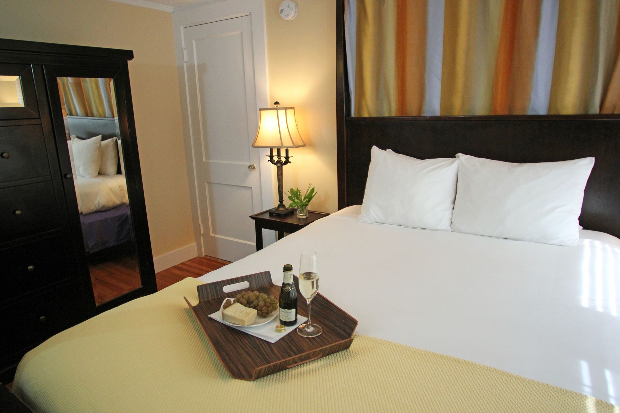 Фото The Kennebunk Inn