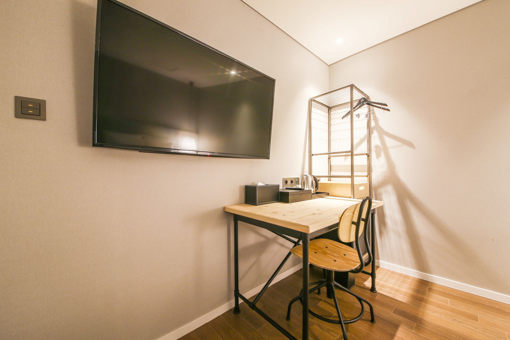 Фото Hotel Londoner Yongwon