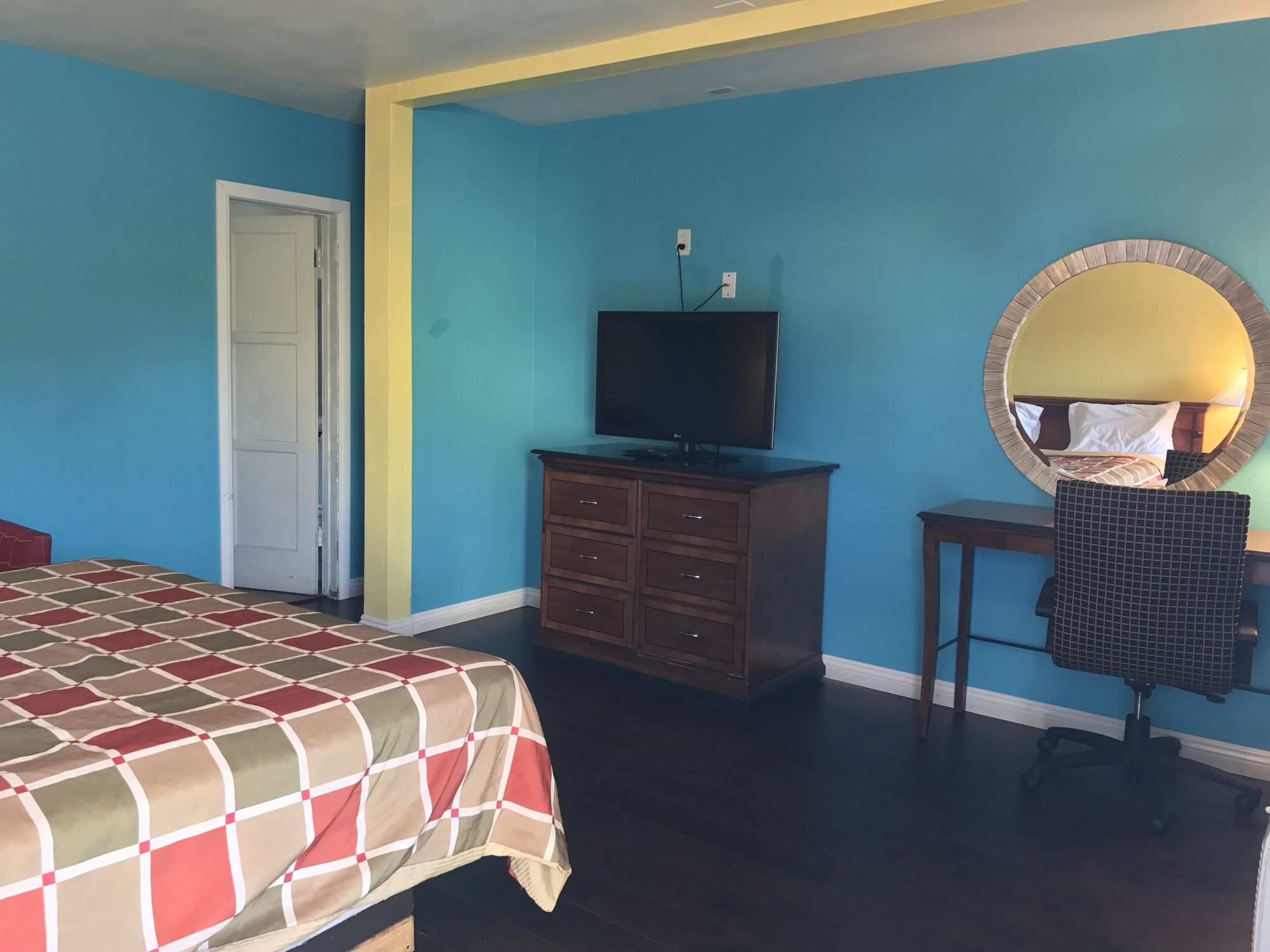 Фото Cornett Motel