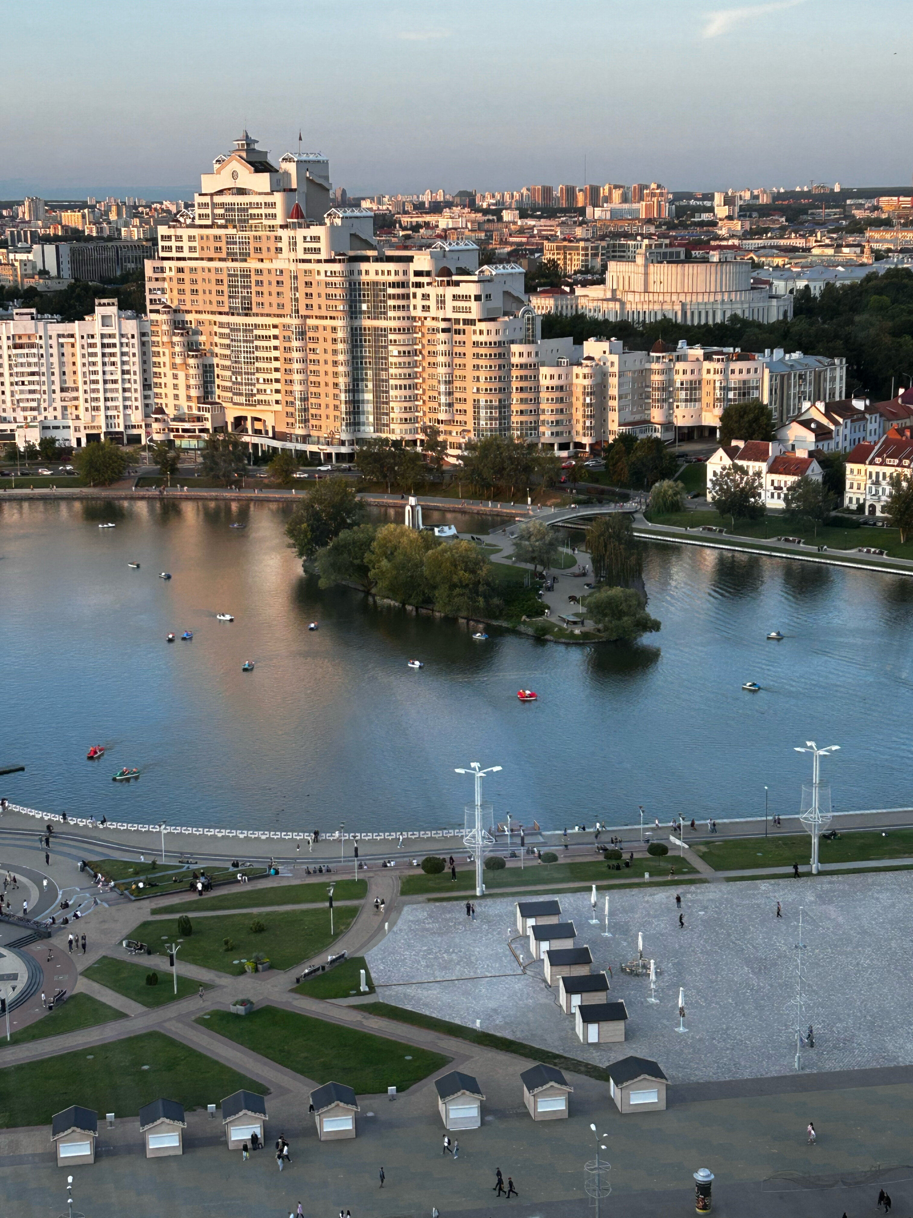 Фото DoubleTree by Hilton Minsk