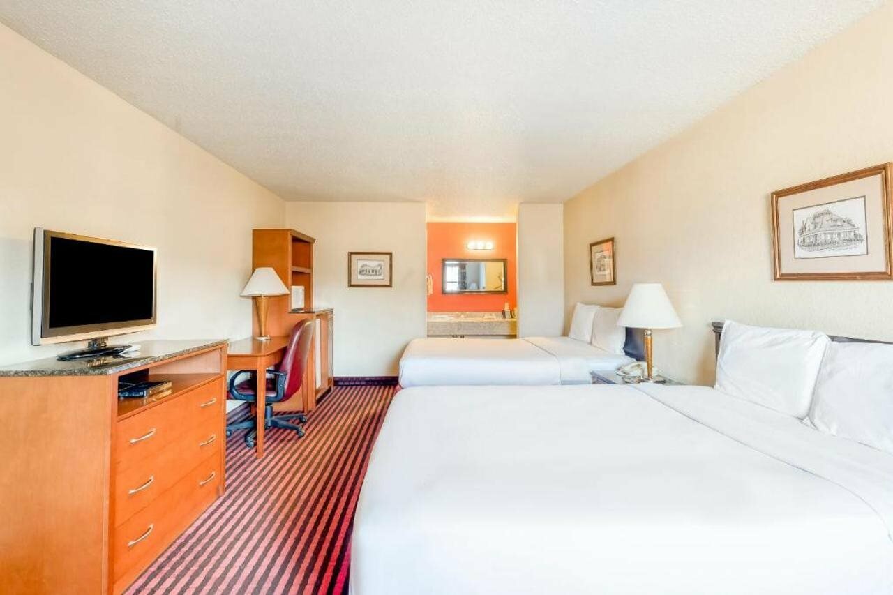 Фото Oyo Hotel Jefferson Tx Hwy 59