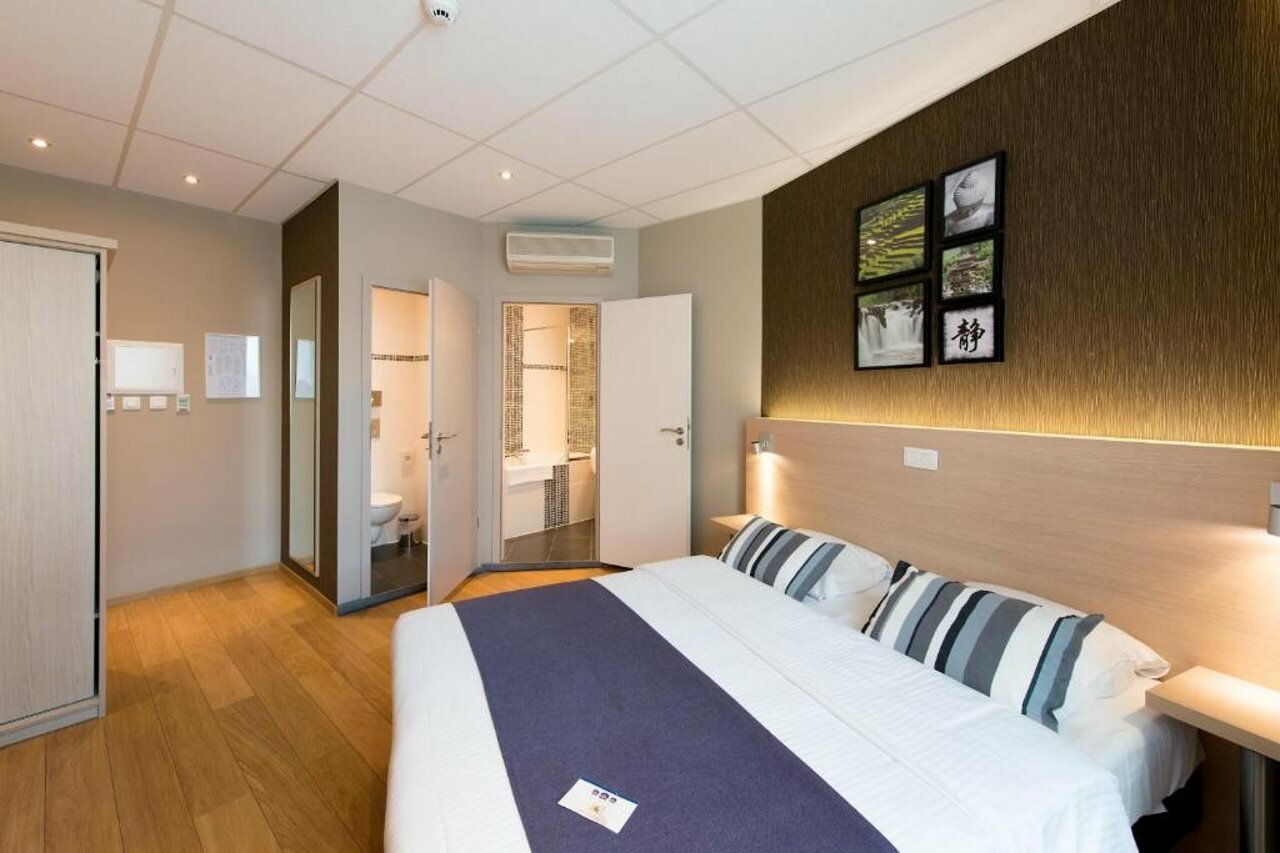 Фото Hôtel de l'Univers Liège