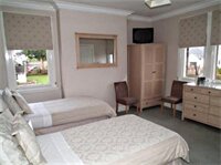 Фото The Gatehouse B&b