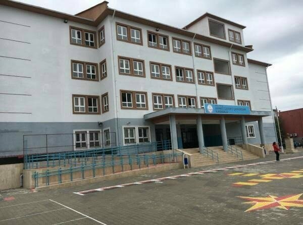 Primary school Martyr Gokhan Aygul Primary School, Adana, photo