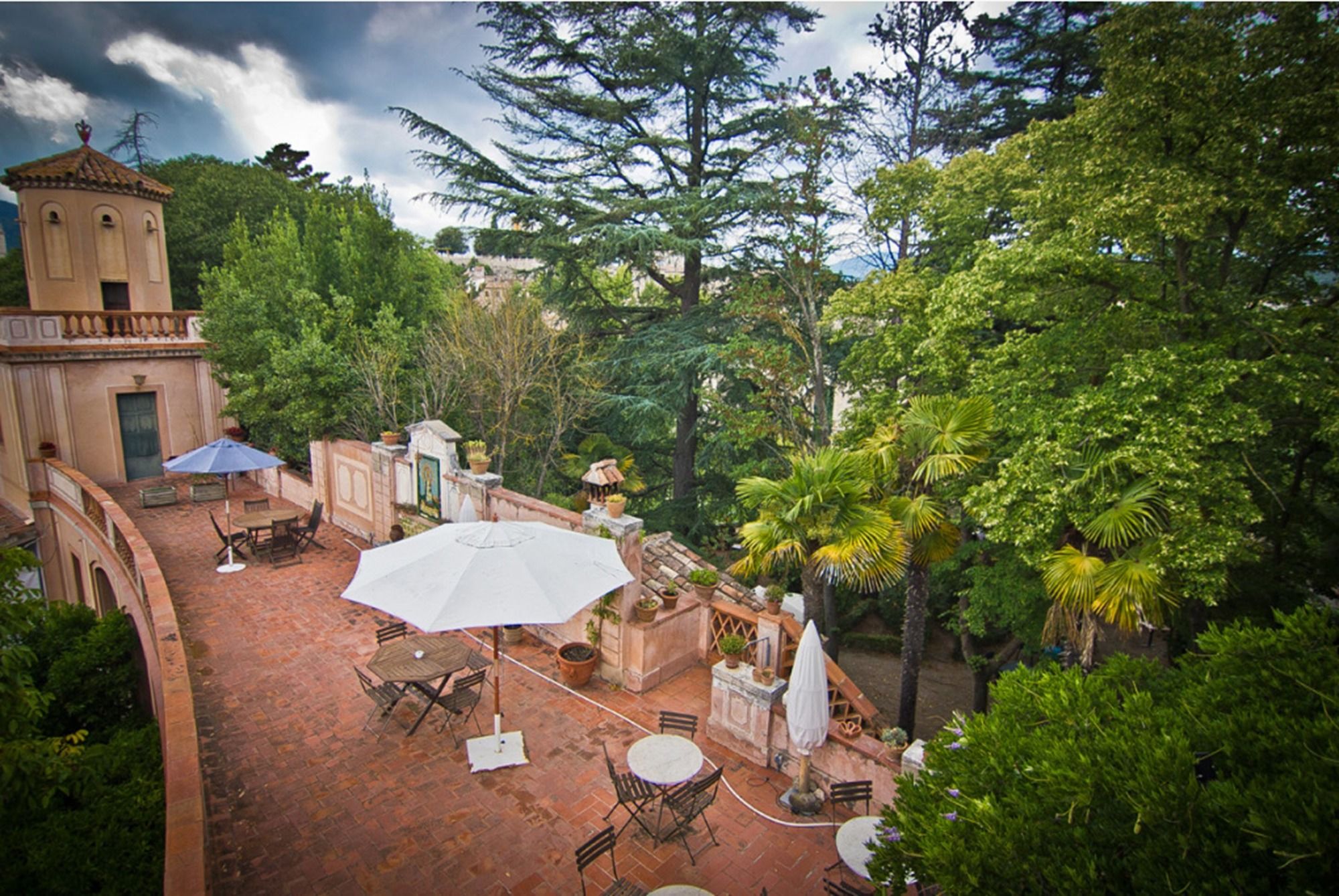 Фото Els Jardins de la Martana