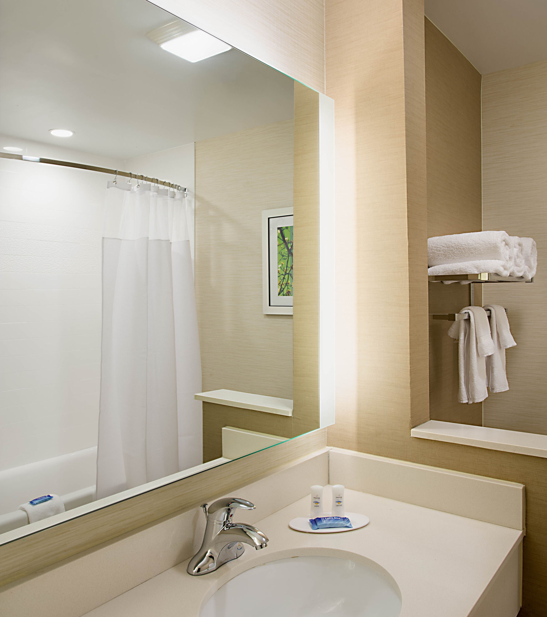 Фото Fairfield Inn & Suites Dallas West/i-30