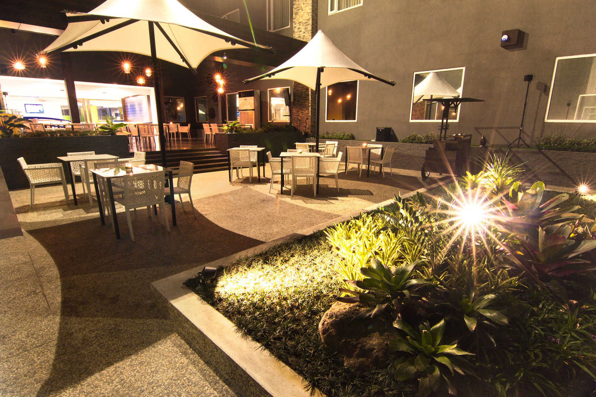 Фото Bonnet Hotel