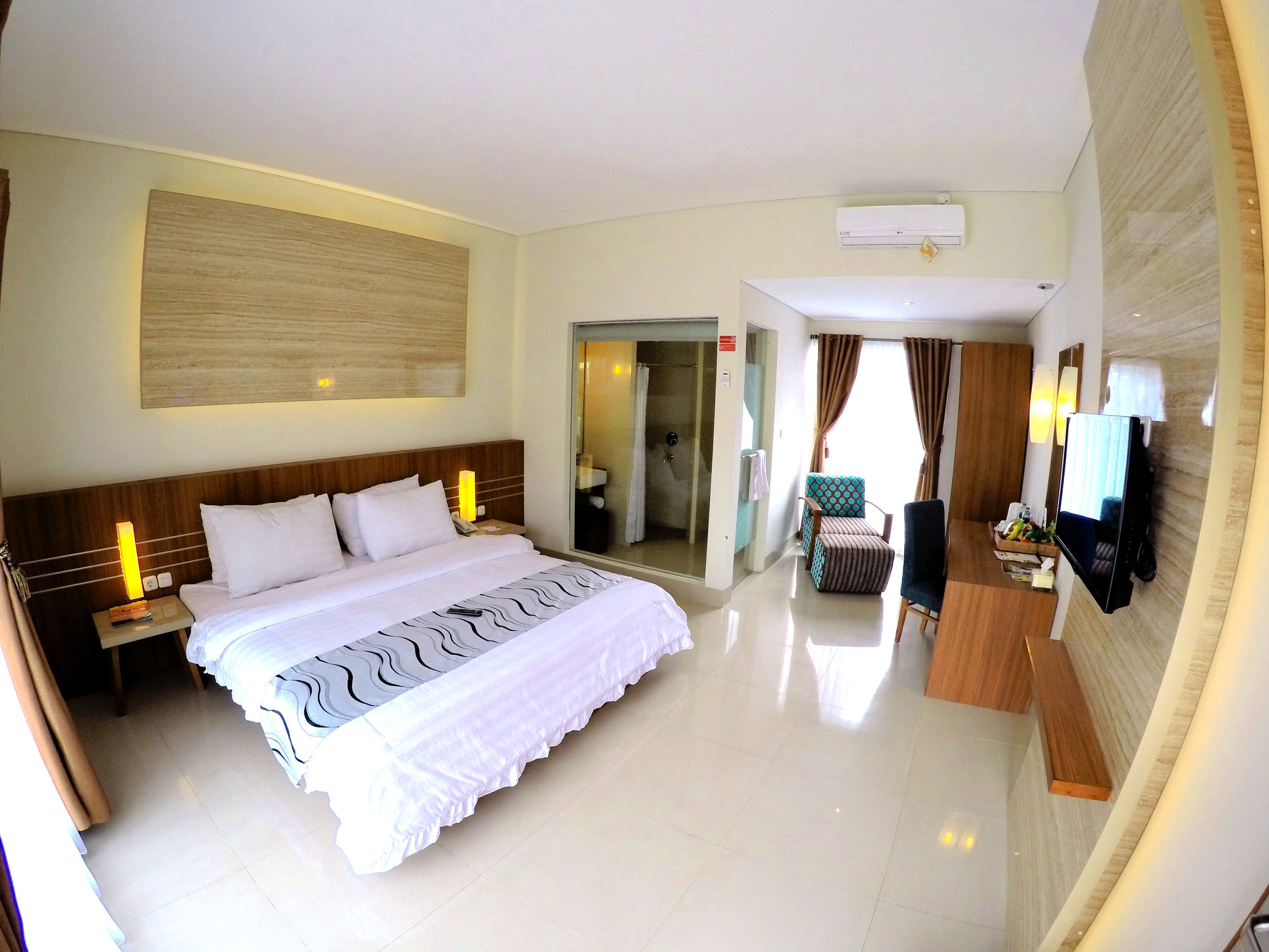 Фото Grand Guci Hotel