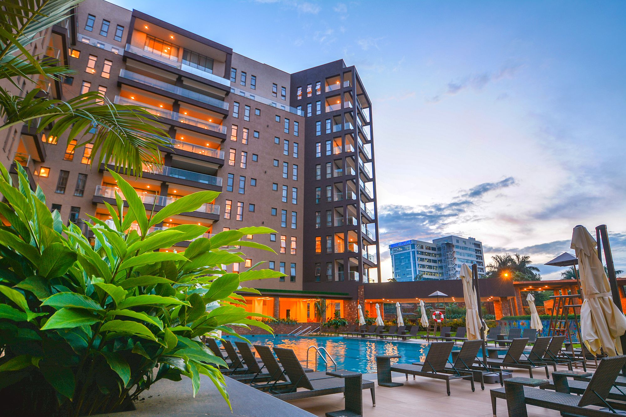 Фото Speke Apartments Wampewo