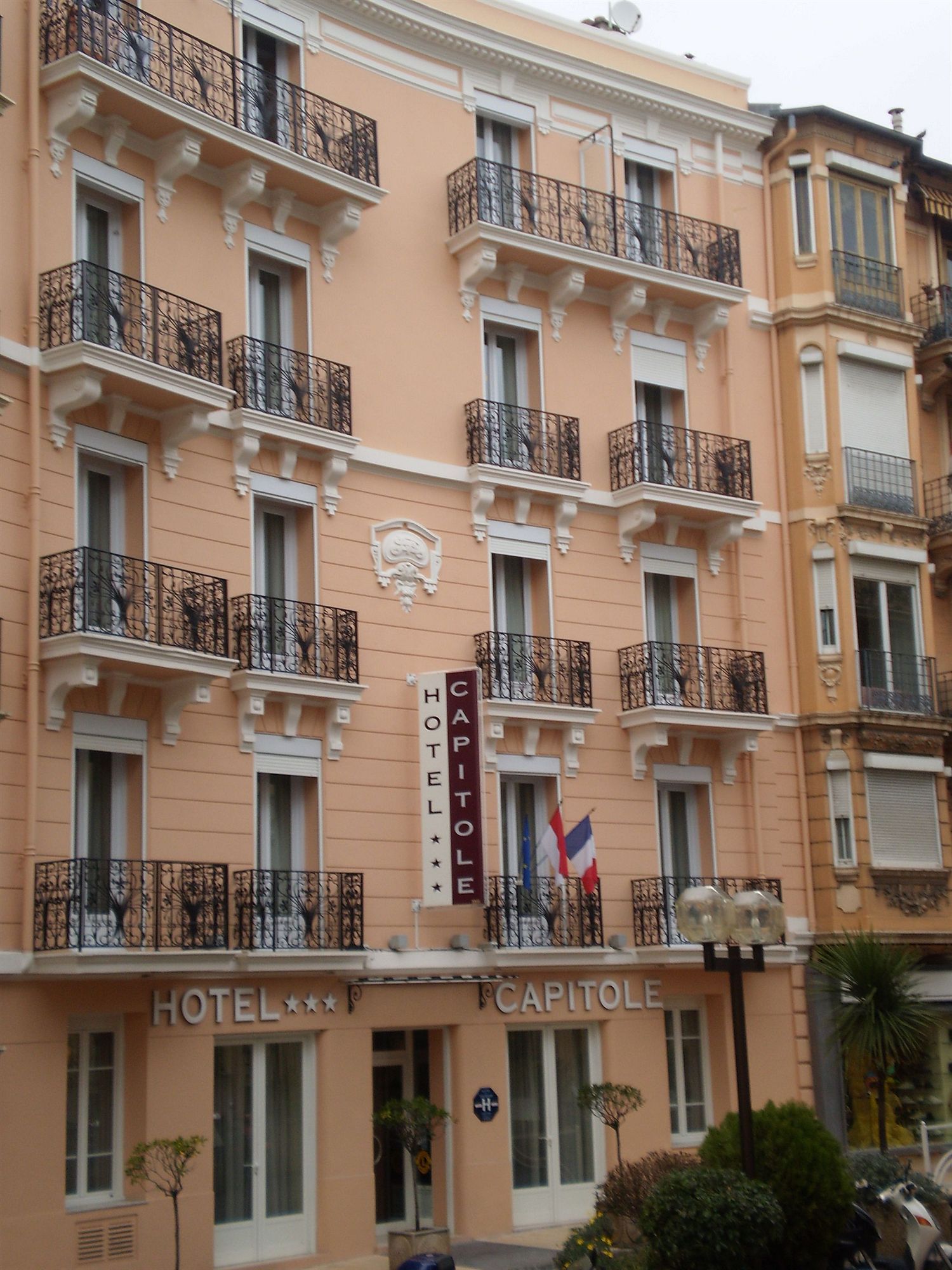Фото Hotel Capitole