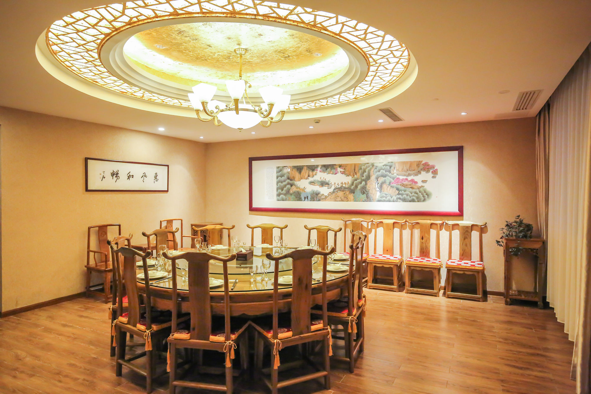 Фото New Knight Royal Hotel Shanghai Pudong Airport Avenue