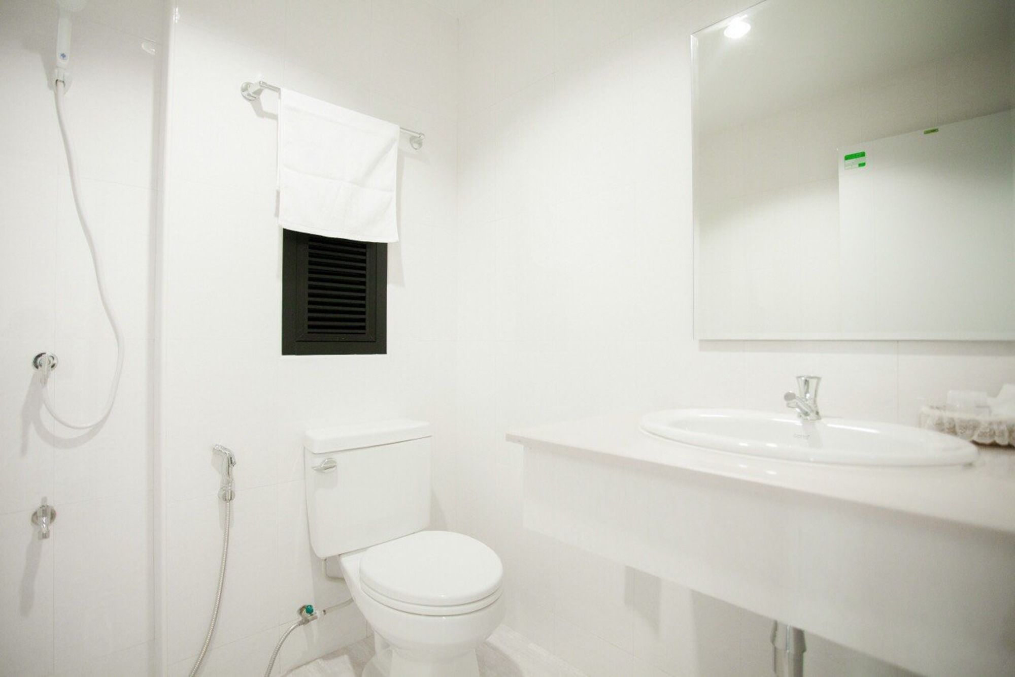 Фото The Viewpoint Hotel