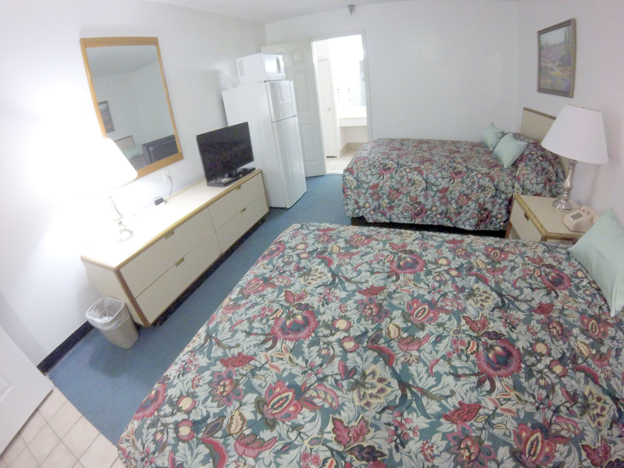 Фото Contempra Inn