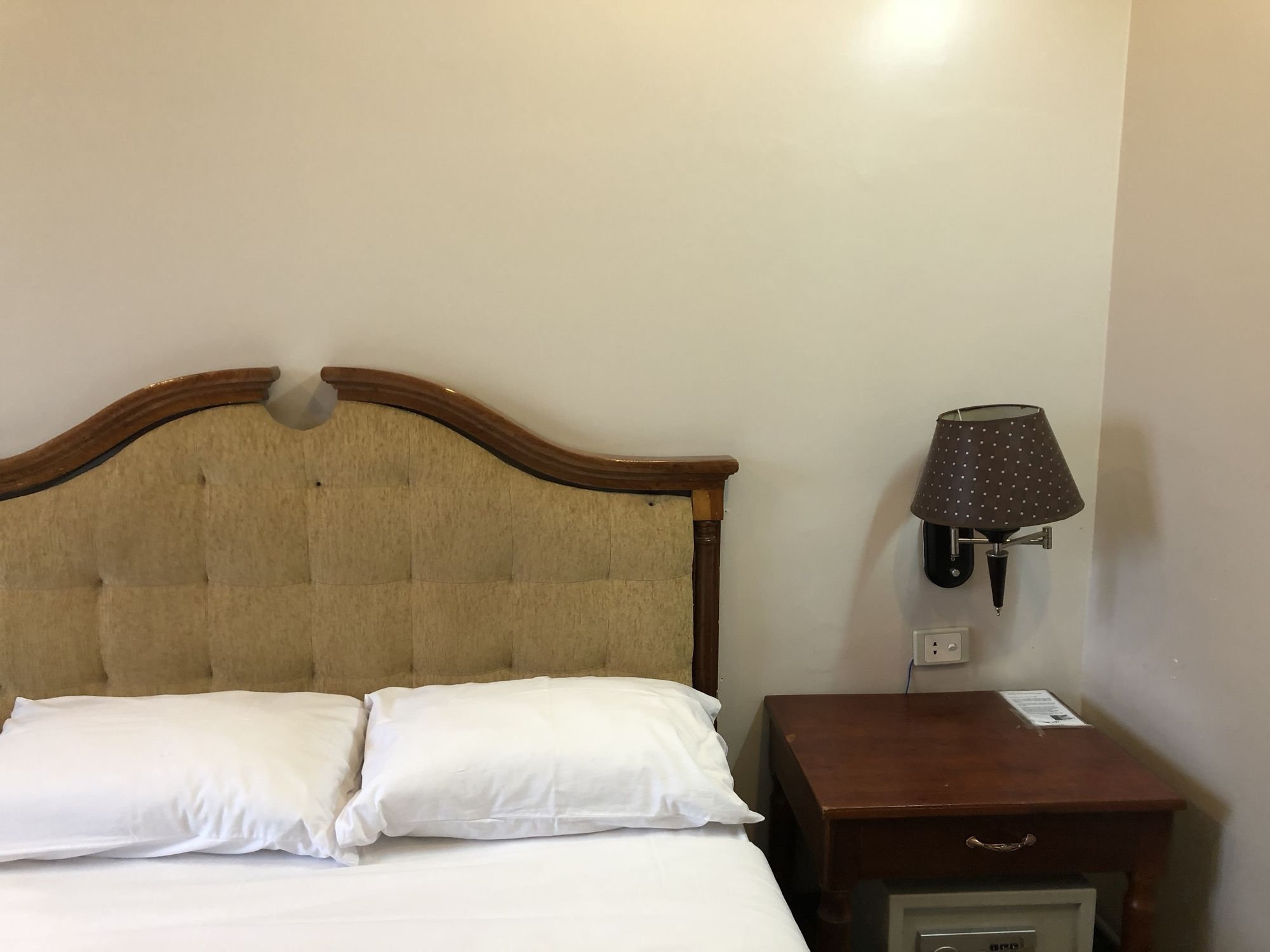 Фото Dreams Hotel