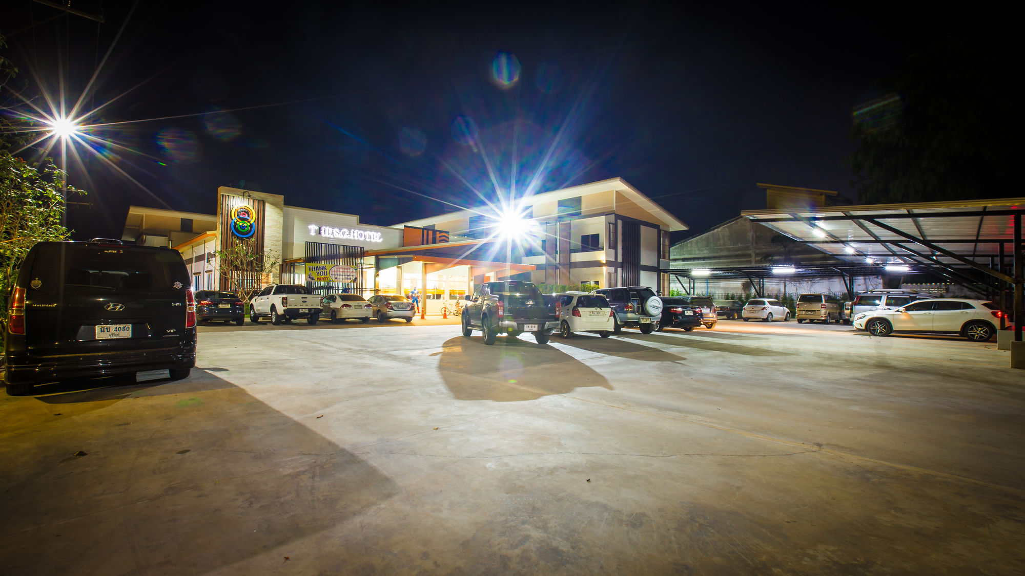 Фото The S. G Hotel