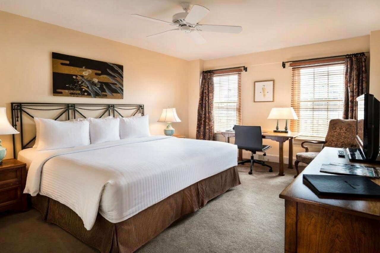 Фото Hotel Lombardy