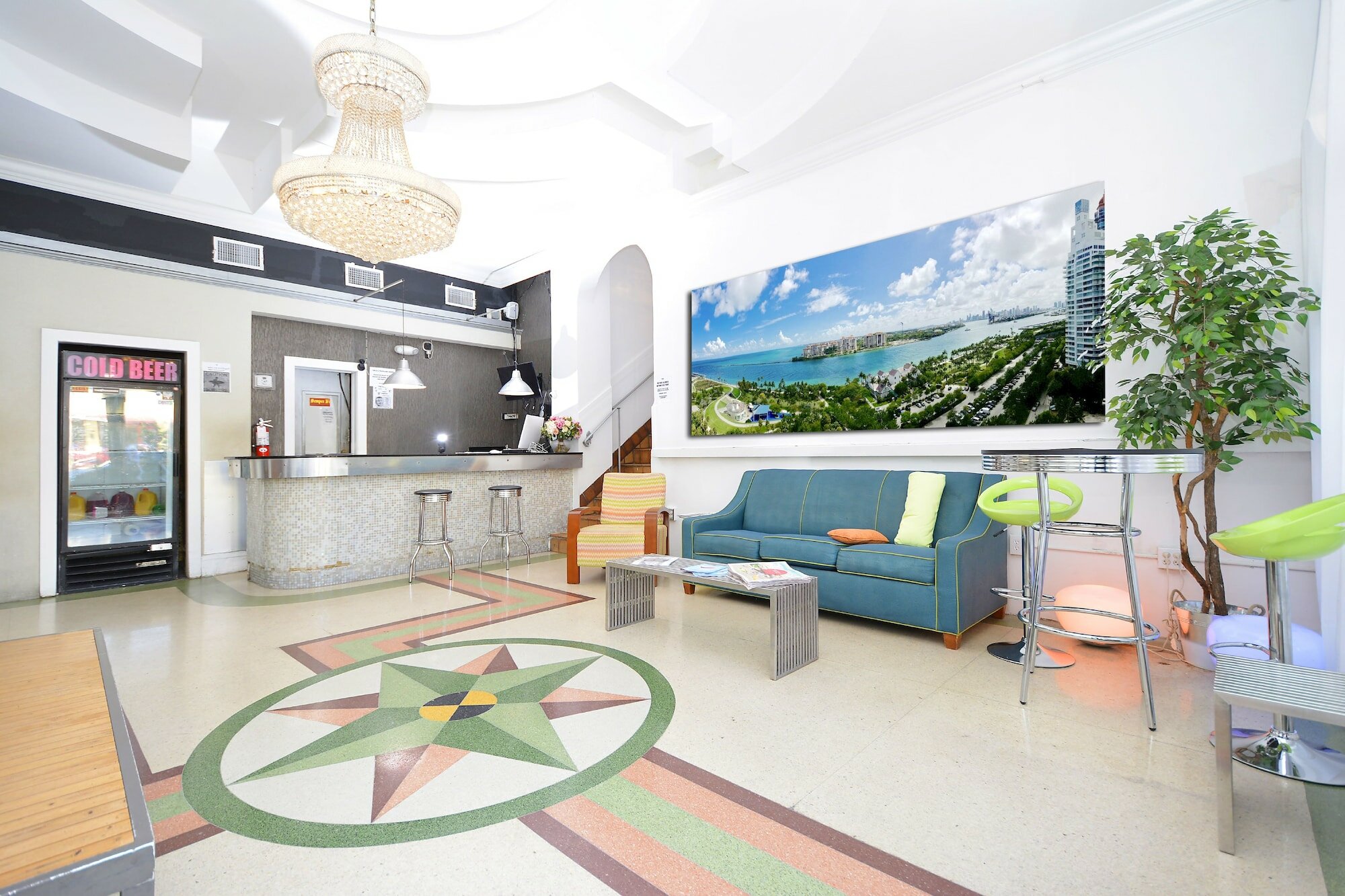 Фото South Beach Rooms and Hostel