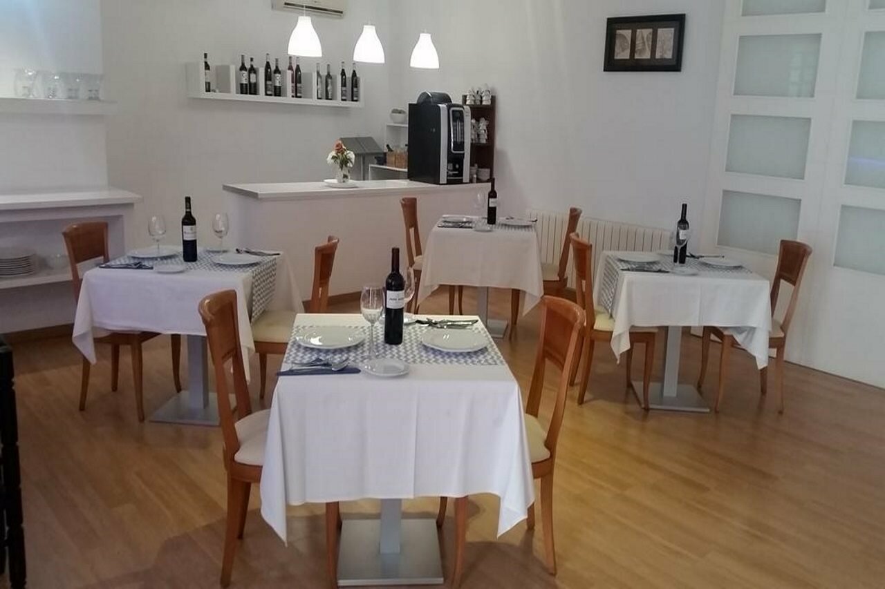 Фото Hotel Es Nautico Suites