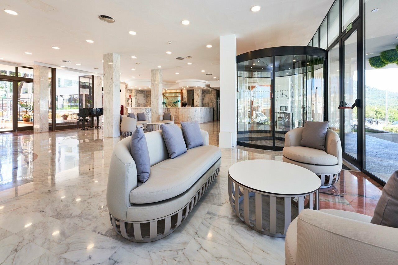 Фото Hotel & SPA S'entrador Playa