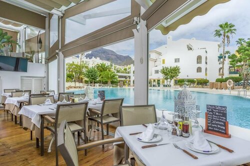 Внешний вид отеля Sunset Harbour Club в Адехе, фото 4