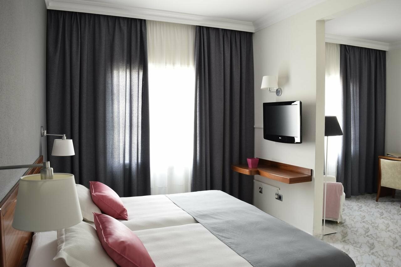 Фото Sercotel Hotel Parque