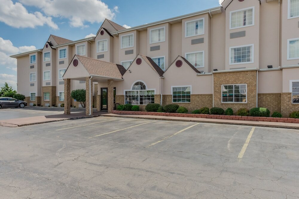 Фото Microtel Inn & Suites by Wyndham Oklahoma City Airport
