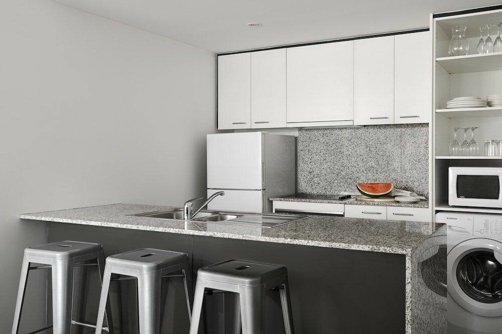 Фото Flinders Street Apartments