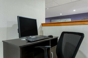 Гостиница Microtel Inn & Suites by Wyndham Philadelphia Airport
