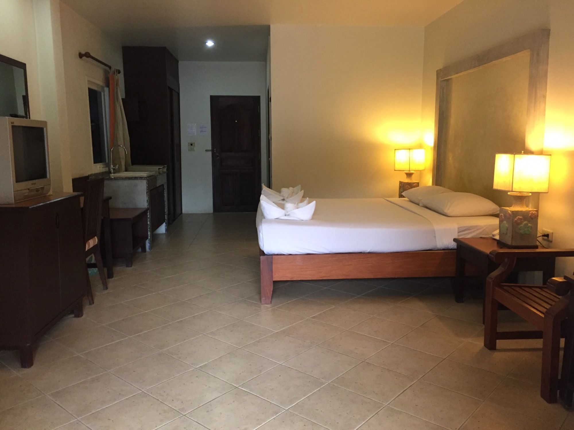 Фото East Sea Paradise Hotel